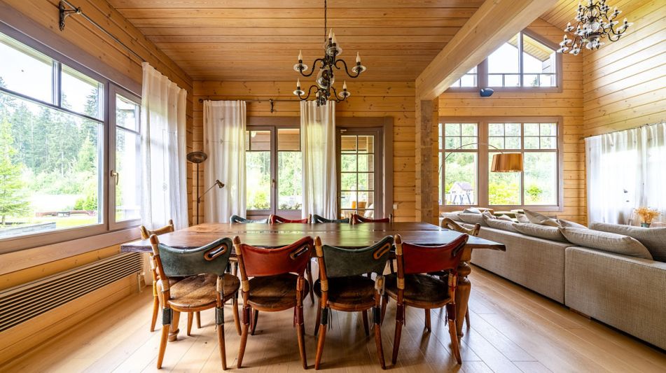 Стильный дом из бруса в Фокс Хилс