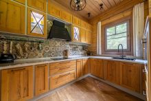 Стильный дом из бруса в Фокс Хилс