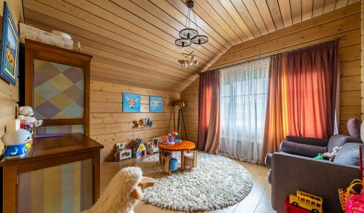 Стильный дом из бруса в Фокс Хилс