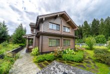 Стильный дом из бруса в Фокс Хилс