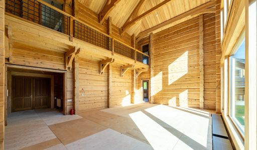 Дом из кедрового лафета в Авроре