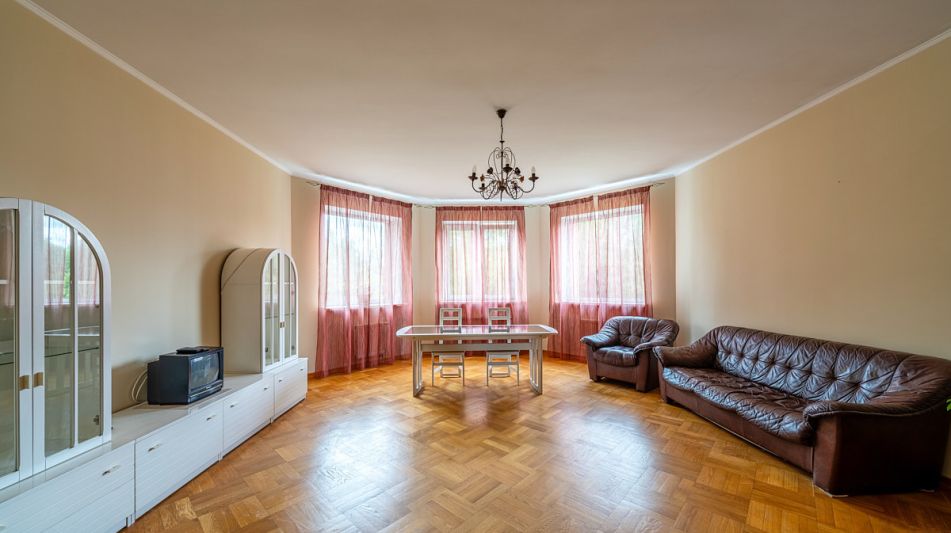 Уютный дом в КП Офицерский