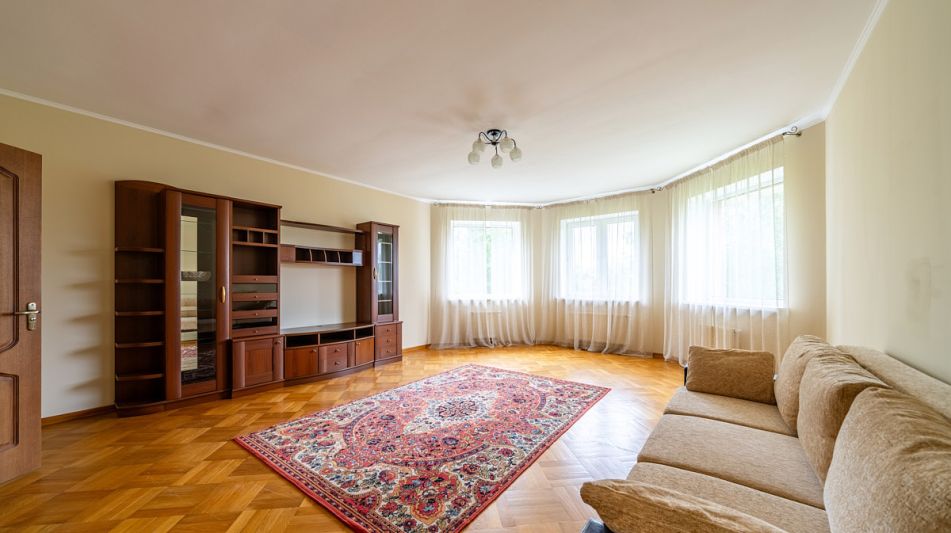 Уютный дом в КП Офицерский