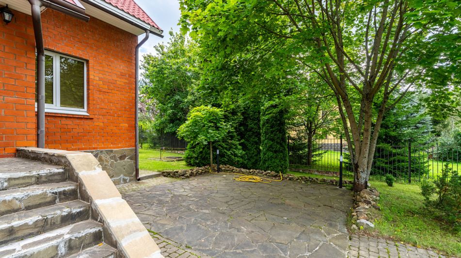 Уютный дом в КП Офицерский