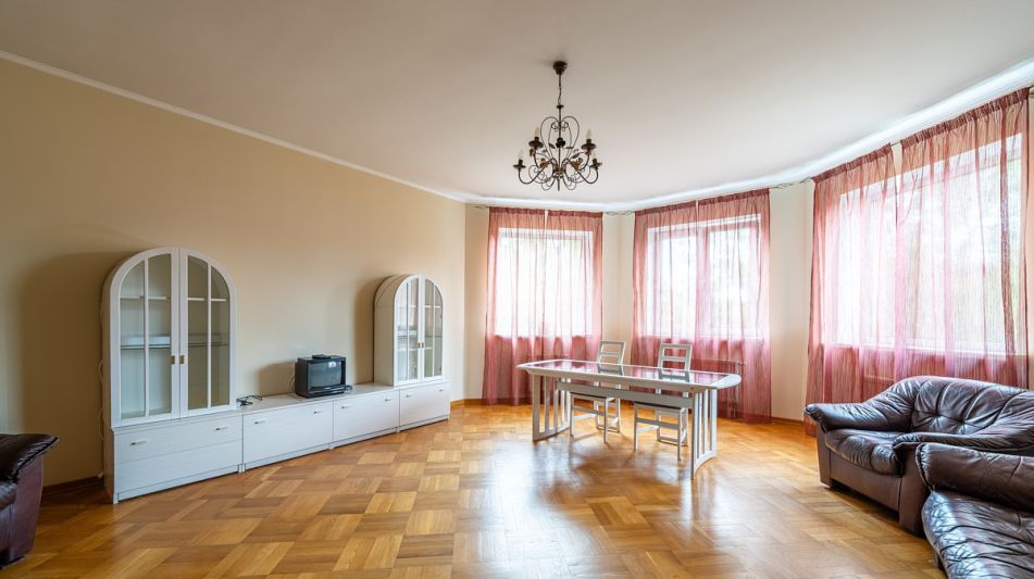 Уютный дом в КП Офицерский