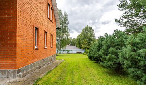 Уютный дом в КП Офицерский