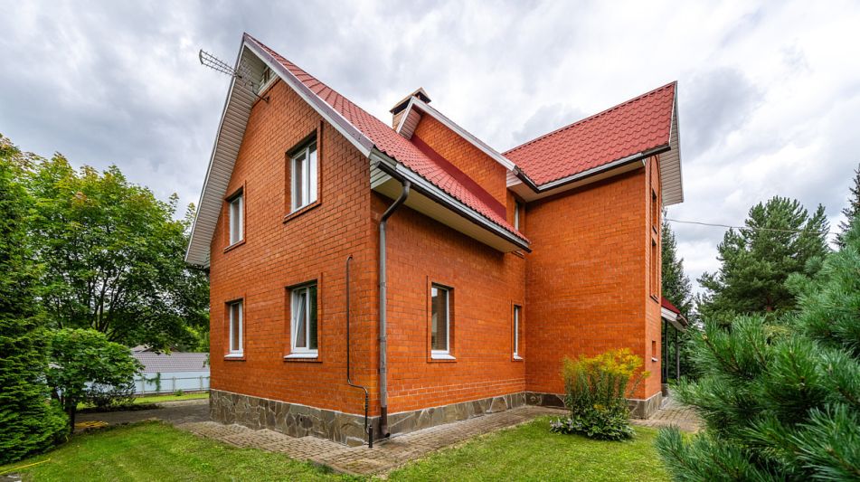 Уютный дом в КП Офицерский