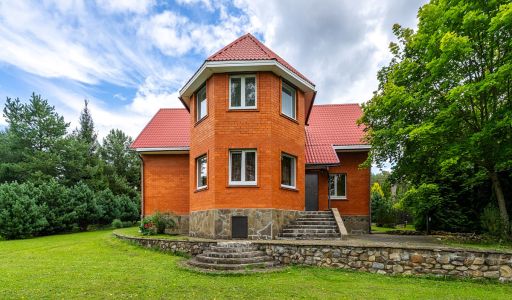 Уютный дом в КП Офицерский