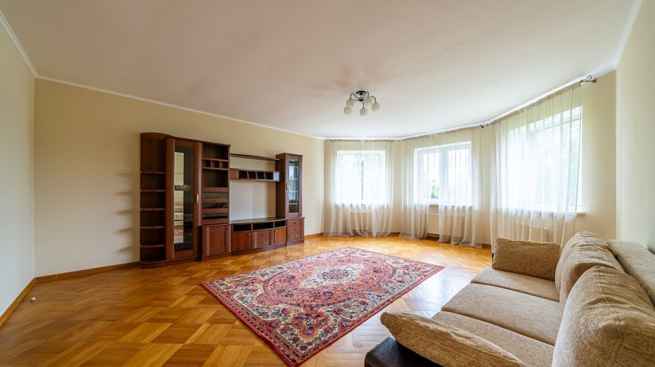 Уютный дом в КП Офицерский