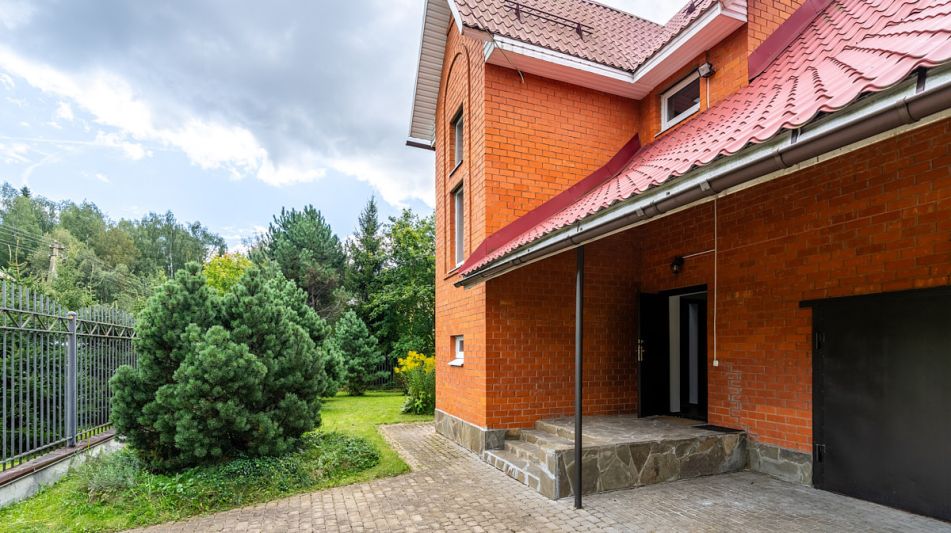 Уютный дом в КП Офицерский