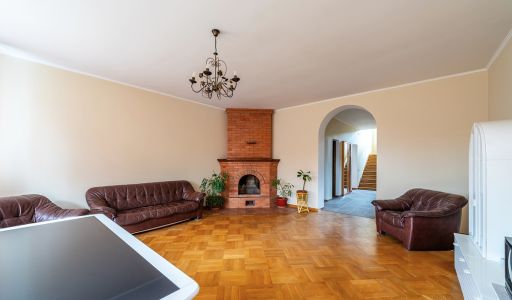 Уютный дом в КП Офицерский