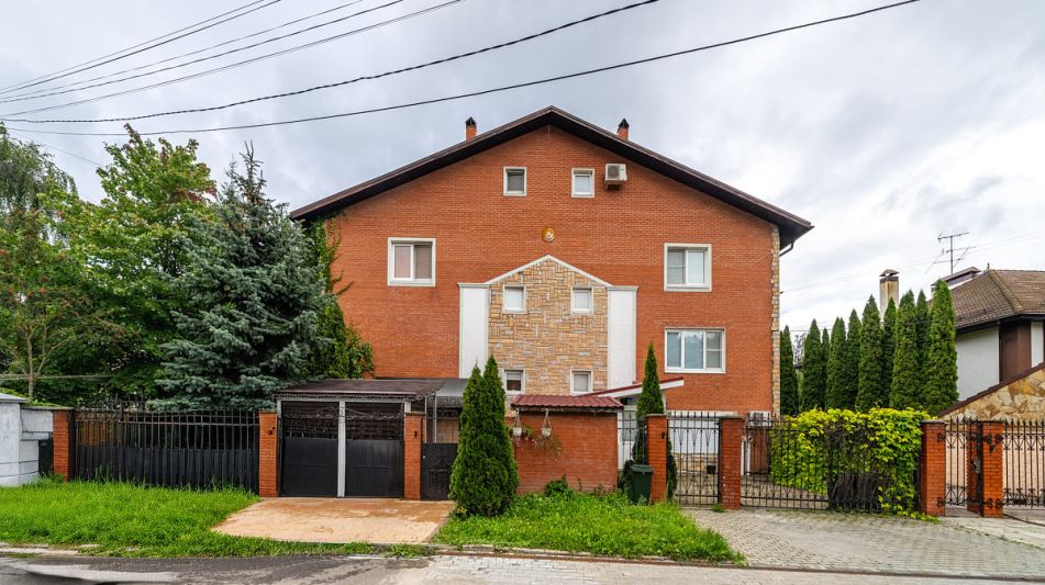 Современный таунхаус в КП Вешки-2