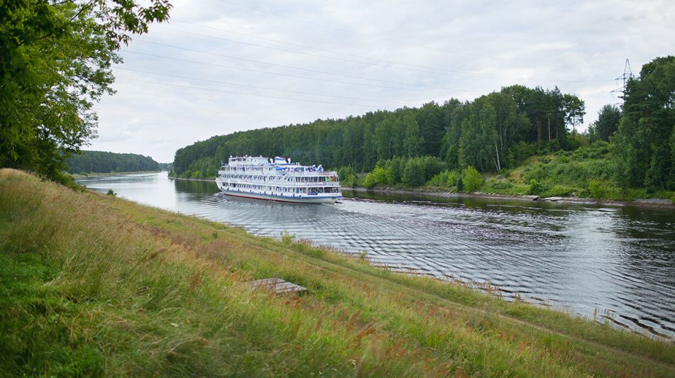 Участок на первой линии в Авроре
