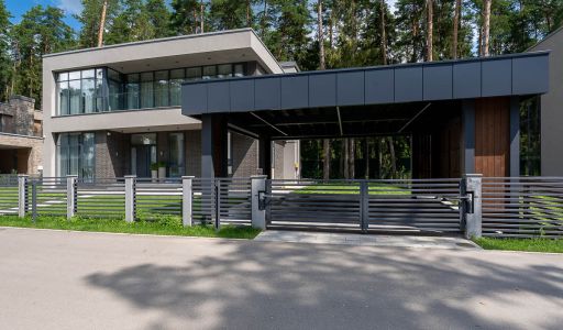 Современный дом в КП Маслово парк