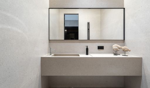 Дом с бассейном в КП Монтевиль