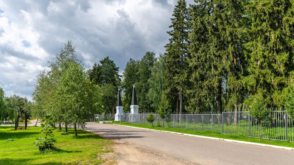 Участок в КП Озерна Резиденс