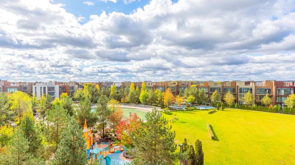 Таунхаус у парка в КП Футуро Парк