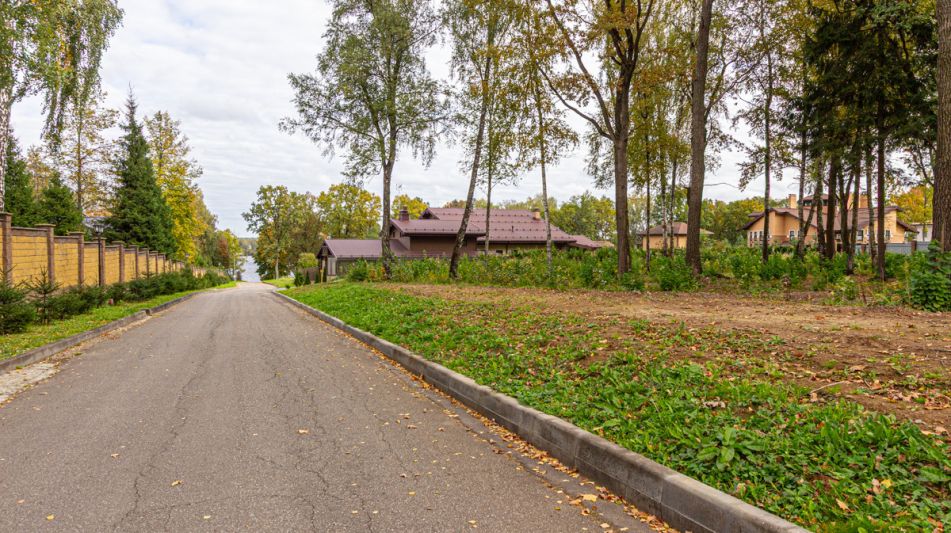 Участок в КП Ореховая Бухта-4