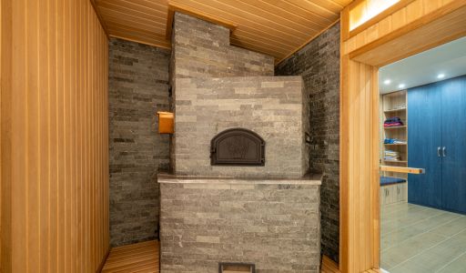 Дом с бассейном в КП Пестово