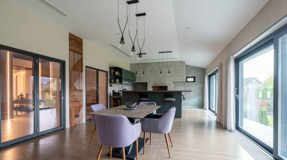 Дом с бассейном в КП Пестово