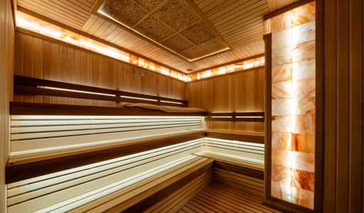 Дом с бассейном в КП Пестово