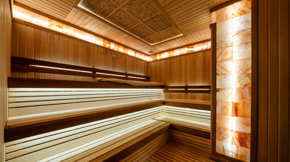 Дом с бассейном в КП Пестово