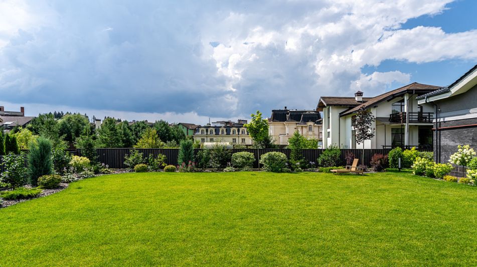 Дом с бассейном в КП Пестово