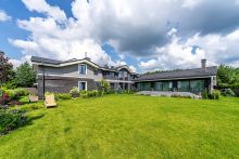 Дом с бассейном в КП Пестово