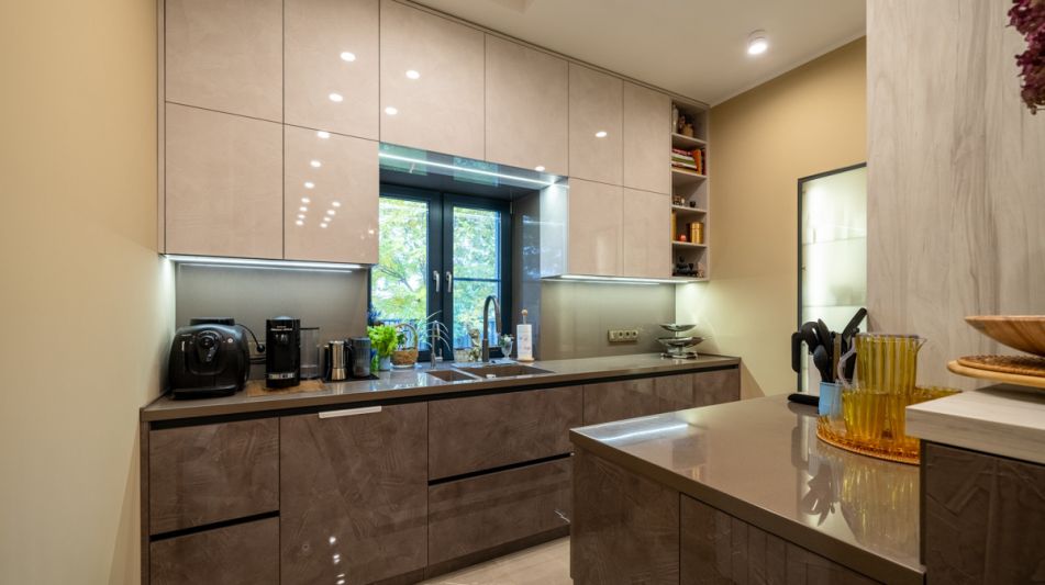 Дом с бассейном в КП Пестово