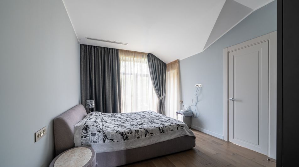 Дом с бассейном в КП Пестово