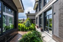 Дом с бассейном в КП Пестово