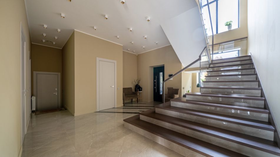 Дом с бассейном в КП Пестово