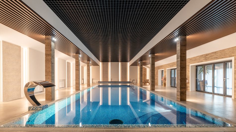 Дом с бассейном в КП Пестово