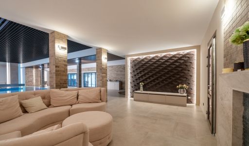 Дом с бассейном в КП Пестово