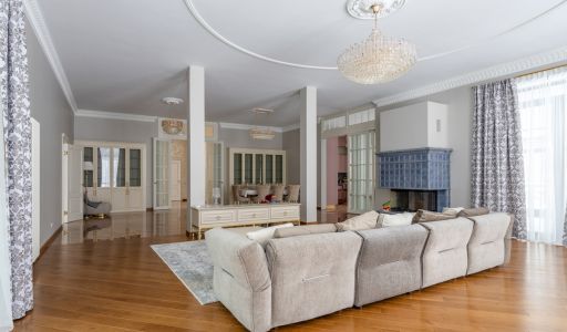 Дом c видом на воду в КП Монаково