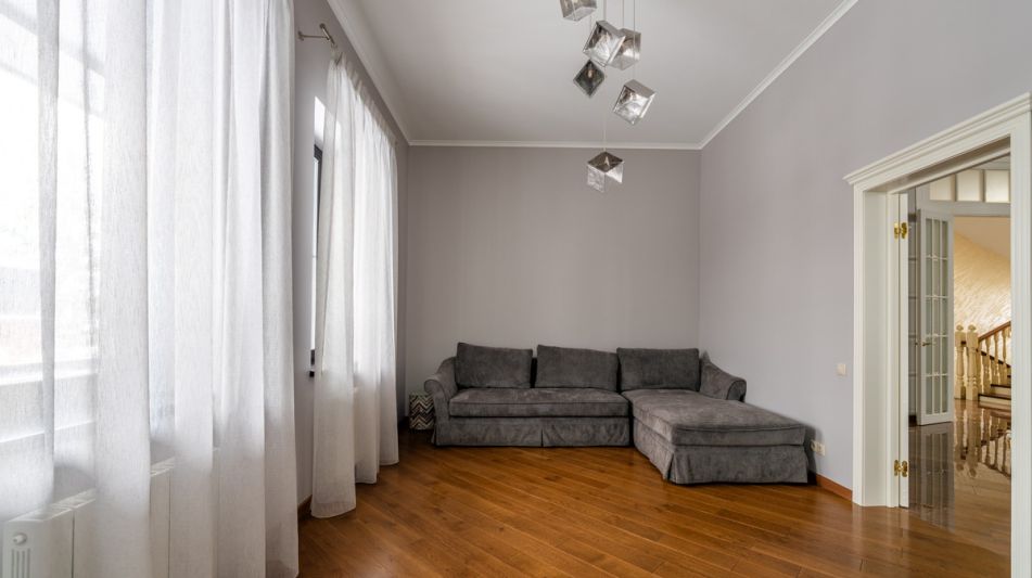 Дом c видом на воду в КП Монаково