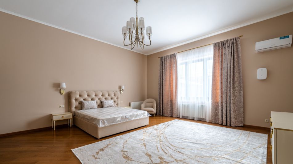 Дом c видом на воду в КП Монаково