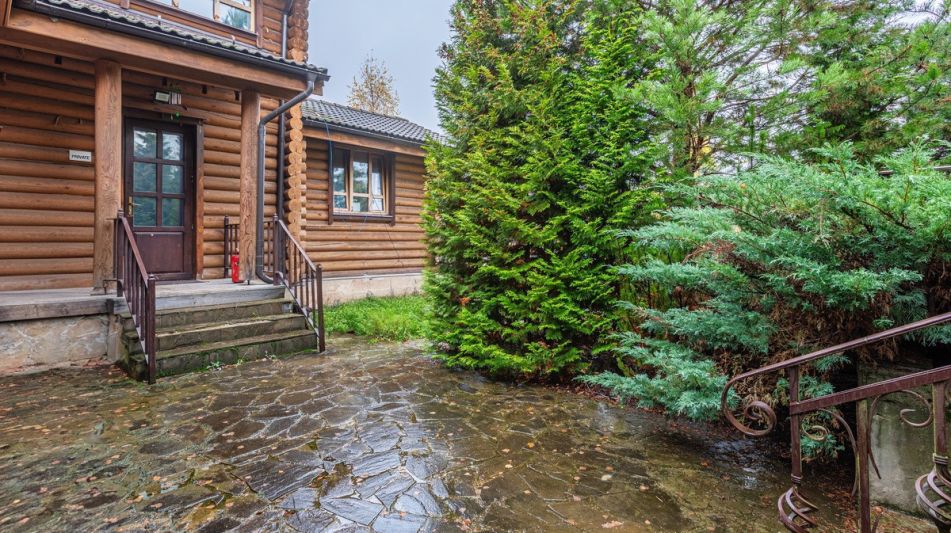 Дом в поселке 