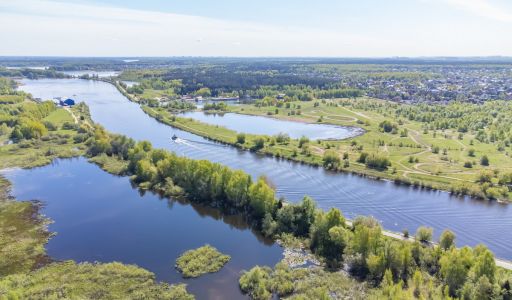 Резиденция на 1 линии в КП Аврора