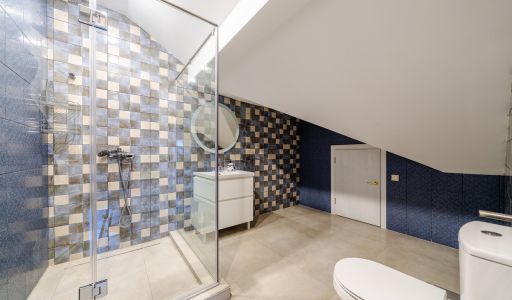 Резиденция на 1 линии в КП Аврора