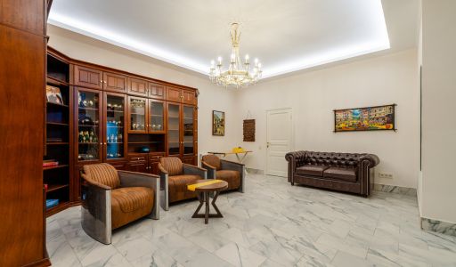 Резиденция на 1 линии в КП Аврора