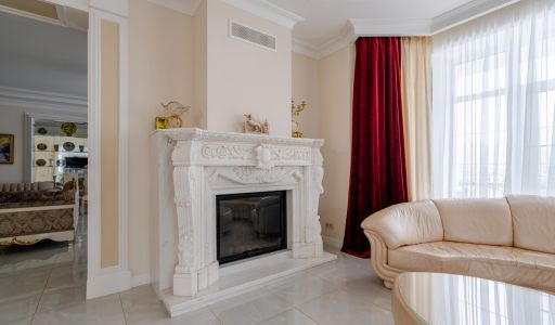 Резиденция на 1 линии в КП Аврора