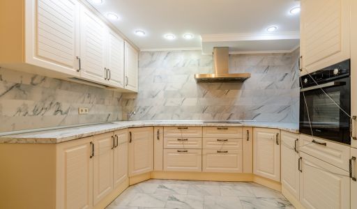 Резиденция на 1 линии в КП Аврора