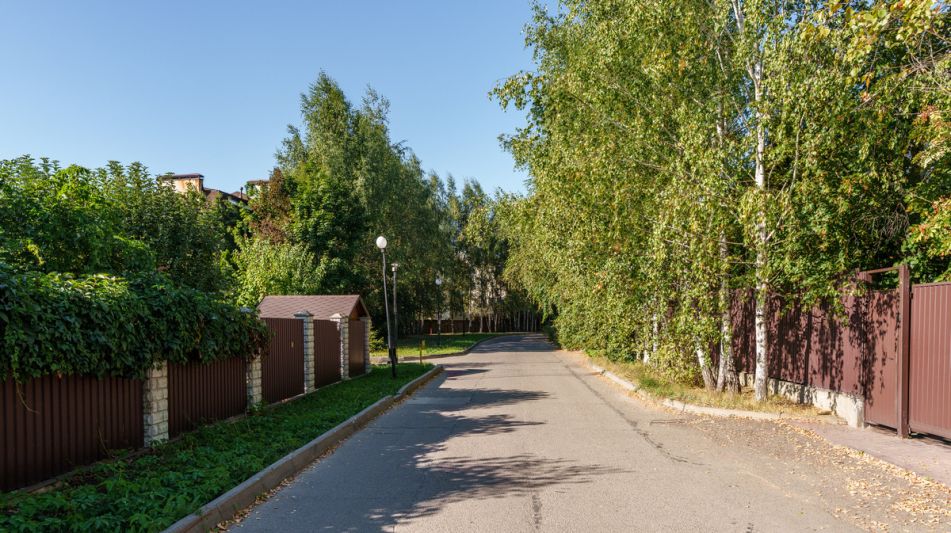 Дом с бассейном в Новогорске