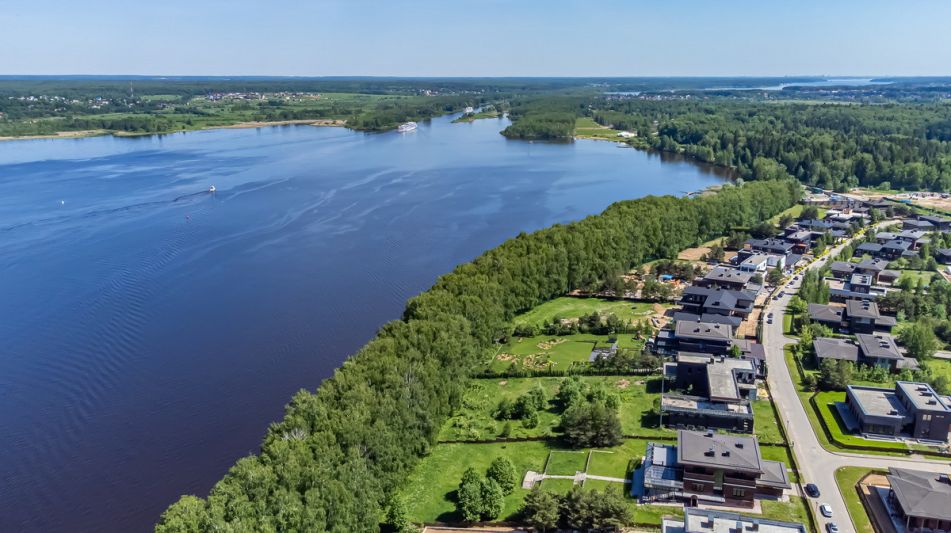 ДОМ НА ПЕРВОЙ ЛИНИИ В КП МОНАКОВО