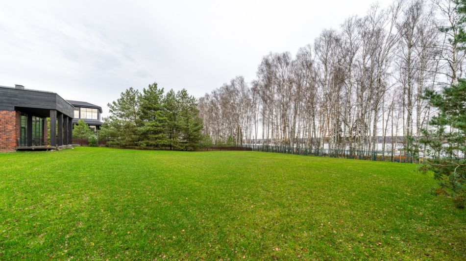 ДОМ НА ПЕРВОЙ ЛИНИИ В КП МОНАКОВО