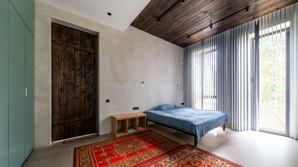 ДОМ НА ПЕРВОЙ ЛИНИИ В КП МОНАКОВО