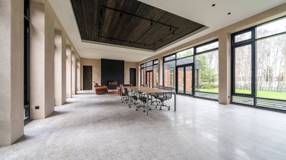 ДОМ НА ПЕРВОЙ ЛИНИИ В КП МОНАКОВО