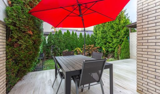 Продается таунхаус п. Зеленый Мыс