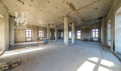 Дом с видом на озеро КП Монолит